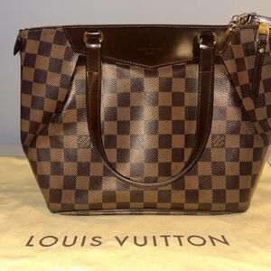 Louis Vuitton Purse